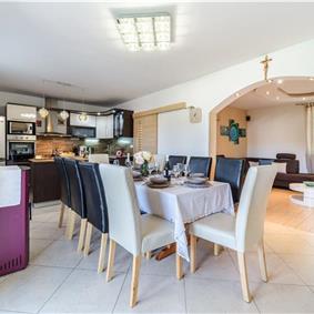 6 bedroom villa with pool in Milna, Brac Island sleeps 11